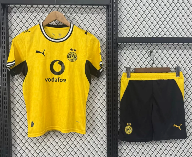 Youth Uniform Kids Kit 2026-2027 Borussia Dortmund Home Soccer Jersey Shorts BVB Child Football Set
