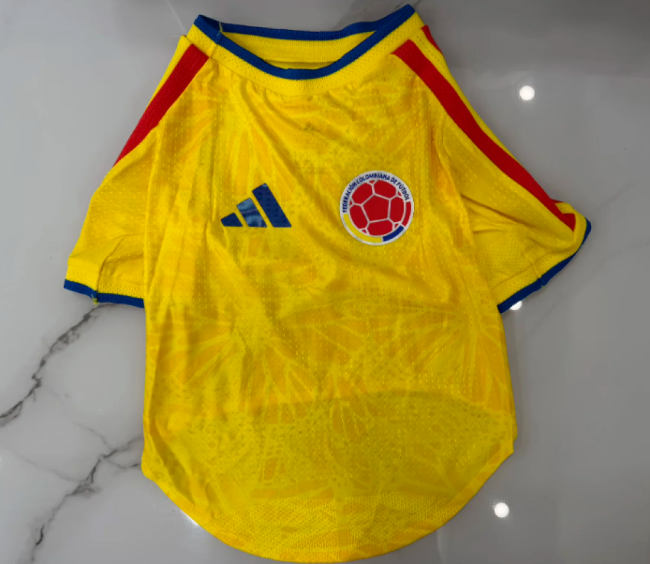 Colombia 2026 FIFA World Cup Soccer Jerseys for dogs Home Pet Football Shirt