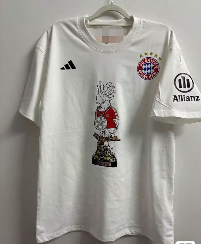 2025-2026 Bayern Munich White League Champions Cotton Soccer T-shirt Bayern Munchen Football Shirt