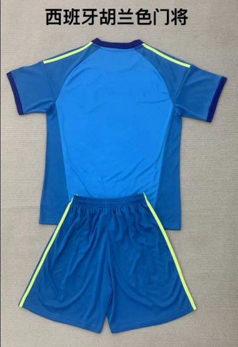 Youth Uniform Kids Kit 2026 Spain Sky Blue Goalkeeper Soccer Jersey Shorts Child Football Set