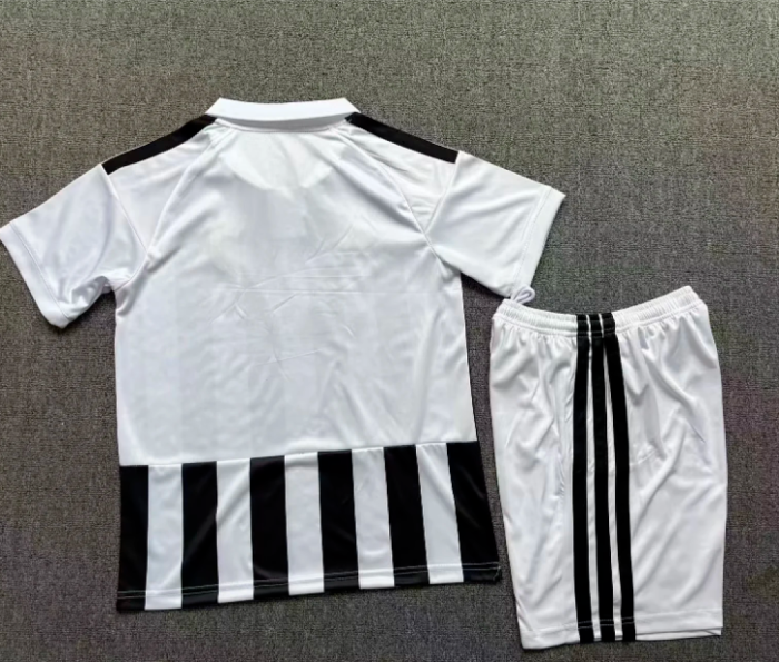 Youth Uniform Kids Kit 2026-2027 Juventus Home Soccer Jersey Shorts Child Football Set