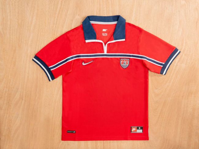 Retro Jersey 1998 USA Away Red Soccer Jersey United States Vintage Football Shirt