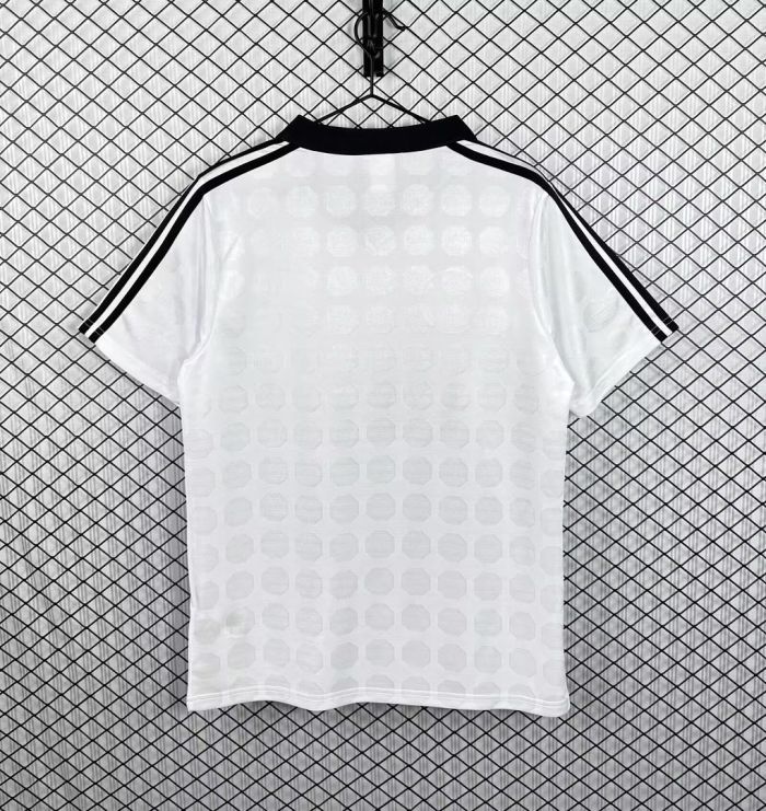 Retro Jersey 1990-1991 Besiktas J.K. Home Soccer Jersey Vintage Beşiktaş Gain Football Shirt
