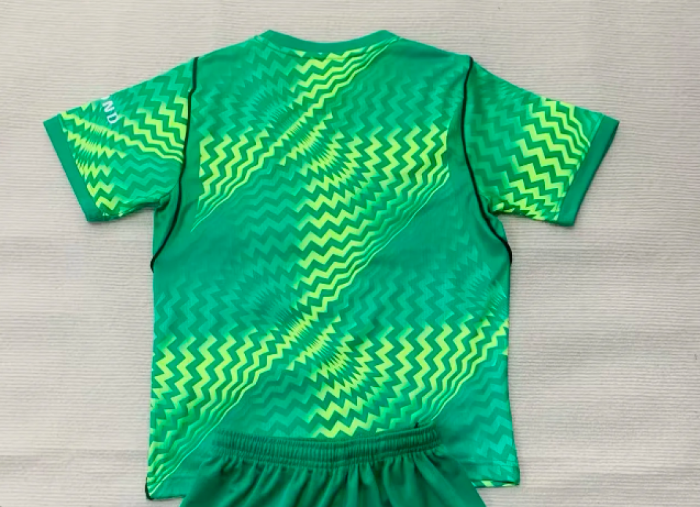Fan Version 2026-2027 PSG Green Goalkeeper Soccer Jersey Paris Football Maillot