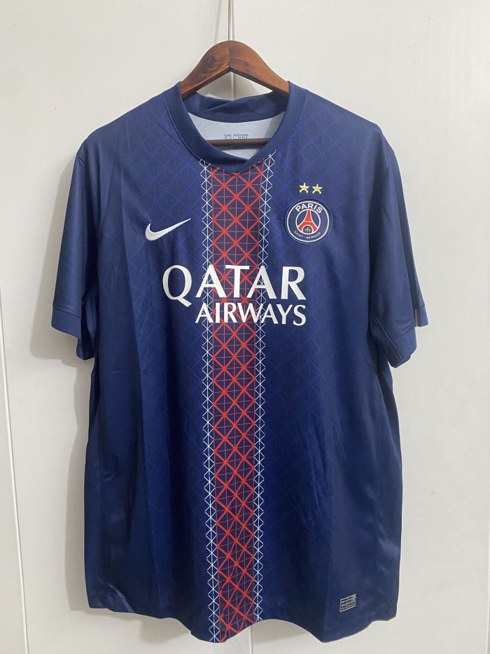 with 2 Stars Fan Version 2025-2026 PSG Home - Flocage Champions of Europe - 26 Soccer Jersey Paris Football Maillot