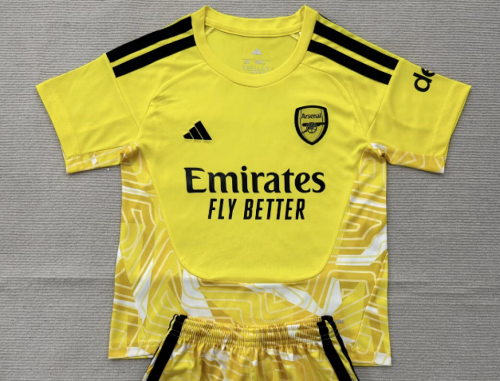 Fan Version 2026-2027 Arsenal Yellow Goalkeeper Soccer Jersey Football Shirt