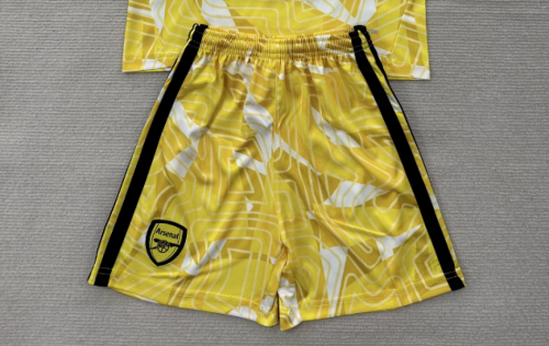 Fan Version 2026-2027 Arsenal Yellow Goalkeeper Soccer Shorts Football Shorts