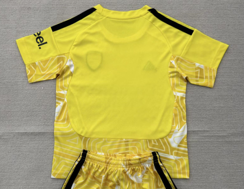 Fan Version 2026-2027 Arsenal Yellow Goalkeeper Soccer Jersey Football Shirt
