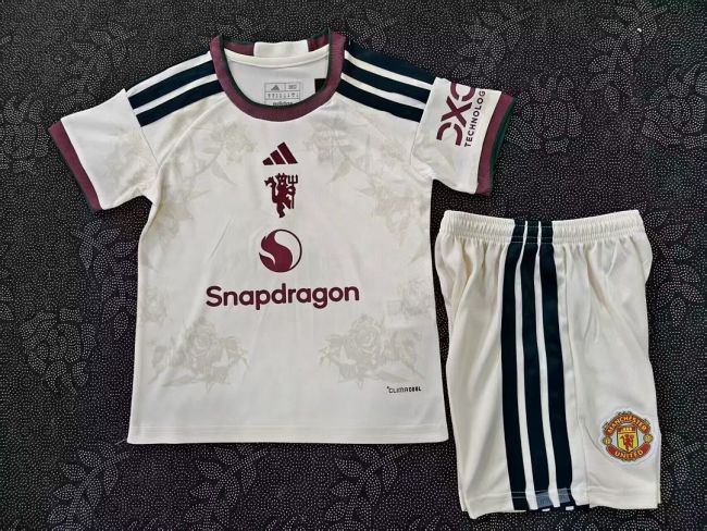 Youth Uniform Kids Kit 2026-2027 Manchester United Third Away White Soccer Jersey Shorts Child Football Set