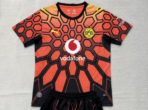 Fan Version 2026-2027 Borussia Dortmund Orange Goalkeeper Soccer Jersey BVB Football Shirt