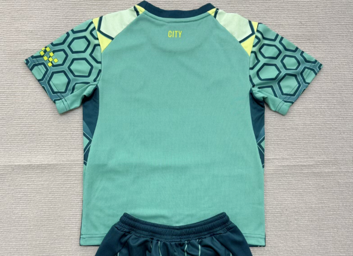 Fan Version 2026-2027 Manchester City Green Goalkeeper Soccer Jersey Man City Football Shirt
