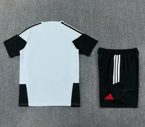 Adult Uniform 2026-2027 Liverpool Grey/Black Soccer Training Jersey and Shorts Football Kits