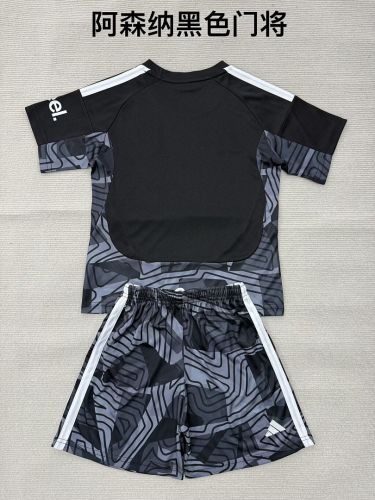 Youth Uniform Kids Kit 2026-2027 Arsenal Black Goalkeeper Soccer Jersey Shorts Child Football Set