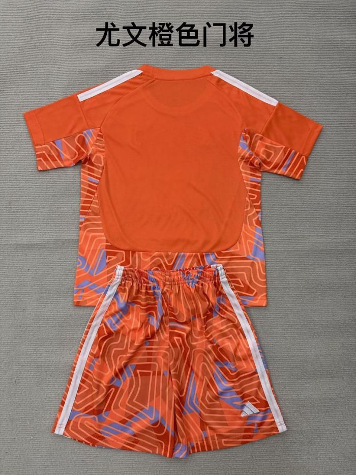 Youth Uniform Kids Kit 2026-2027 Juventus Orange Goalkeeper Soccer Jersey Shorts Child Football Set