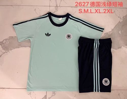 Adult Uniform 2026-2027 Germany Light Green Originals Soccer Training Jersey and Shorts Football Kits