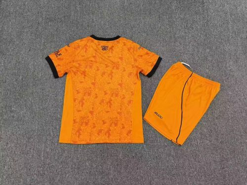 Youth Uniform Kids Kit 2026-2027 Wolverhampton Wanderers Home Soccer Jersey Shorts Wolves Child Wolves Football Set