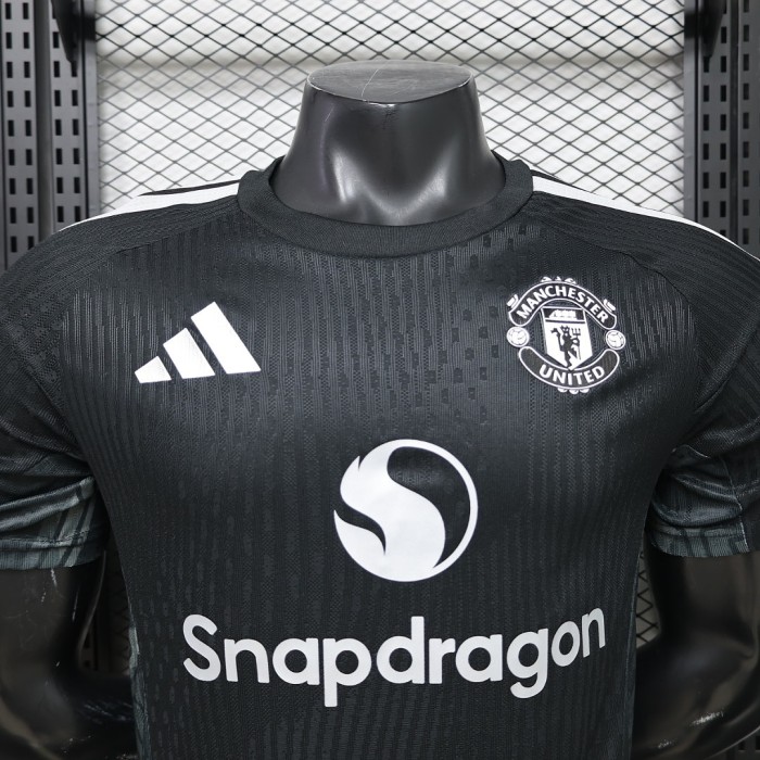 Player Version 2026-2027 Manchester United Black Goalkeeper Soccer Jersey Football Shirt