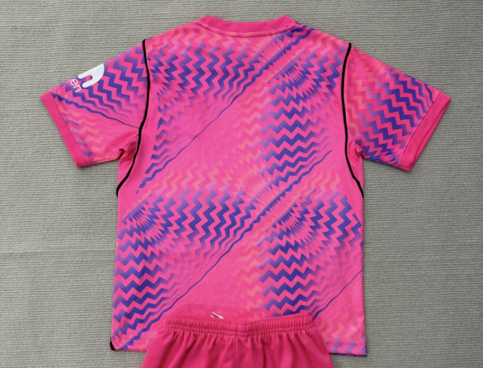 Fan Version 2026-2027 TOT Pink Goalkeeper Soccer Jersey Spurs Football Shirt