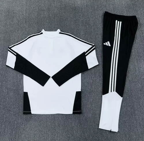 2026-2027 Juventus White/Black Soccer Training Sweater Jacket Football Jacket and Pants