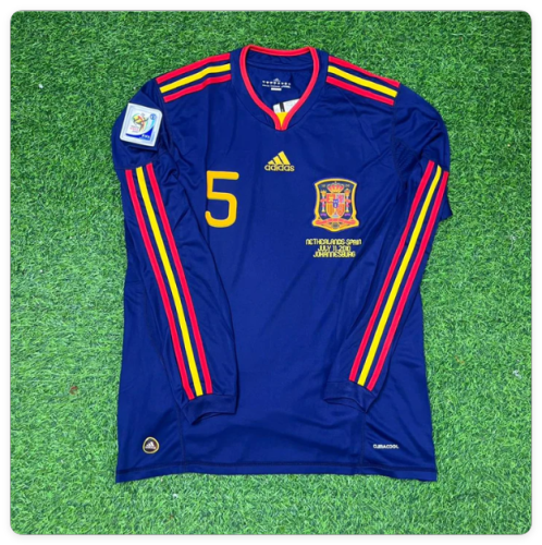 with Front Lettering+World Cup Patch Long Sleeve Retro Jersey 2010 Spain Carles Puyol 5 Away Blue Soccer Jersey