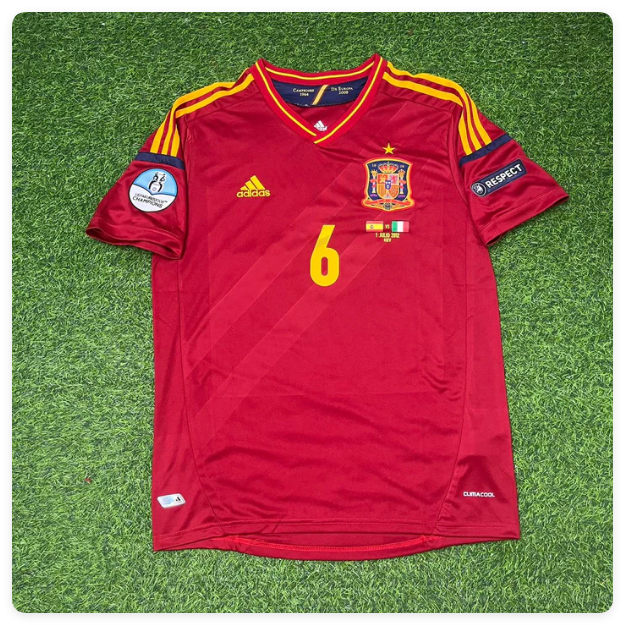 with Euro Patch Retro Jersey 2012 Spain Sergio Busquets 6 Home Soccer Jersey Vintage Camiseta de España Football Shirt