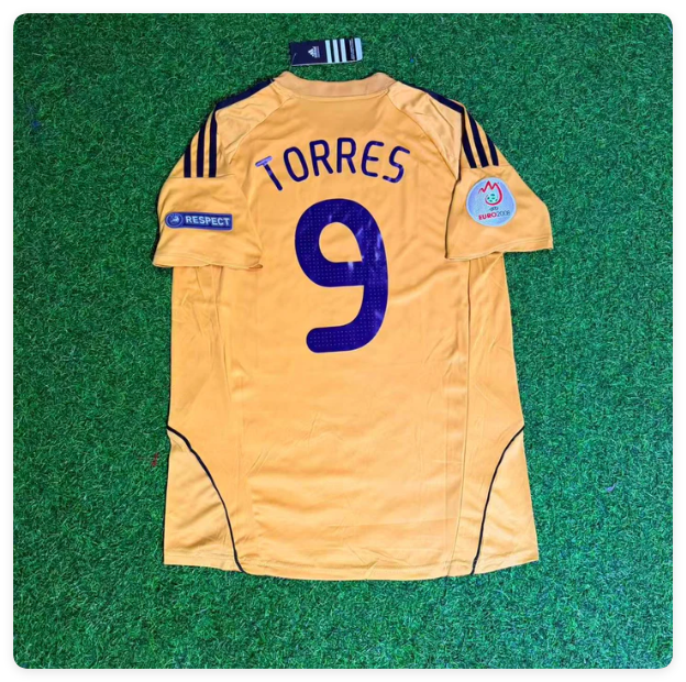 with Euro Patch Retro Jersey 2008 Spain Fernando Torres 9 Away Golden Soccer Jersey Camiseta de España Football Shirt