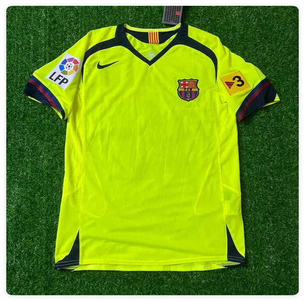 with TV3+big LFP Patch Retro Jersey 2005-2006 Barcelona Away Green Soccer Jersey