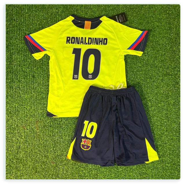 Retro Youth Uniform 2005-2006 Barcelona Ronaldinho Gaucho 10 Away Green Yellow Soccer Jersey Shorts Vintage Child Football Kit