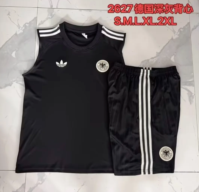 Adult Uniform 2026-2027 Germany Black Soccer Training Vest and Shorts Football Set