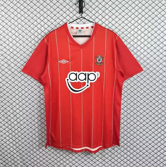 Retro Jersey 2012-2013 Southampton Home Soccer Jersey Vintage Football Shirt