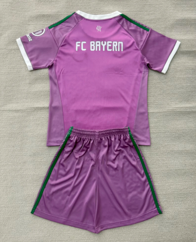 Youth Uniform Kids Kit 2026-2027 Bayern Munich Purple Goalkeeper Soccer Jersey Shorts Child Football Set