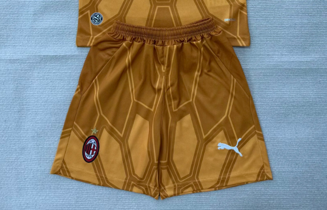 Fan Version 2026-2027 Ac Milan Yellow Goalkeeper Soccer Shorts Football Shorts