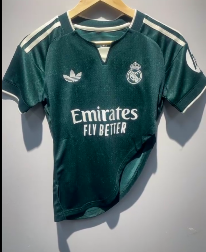 Women 2026-2027 Real Madrid Away Green Lady Crop Soccer Shirt Girl Football Jersey