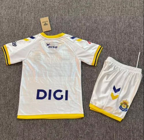 with LALIGA Patch Youth Uniform Kids Kit 2026-2027 Las Palmas Third Away White Soccer Jersey Shorts Child Football Set