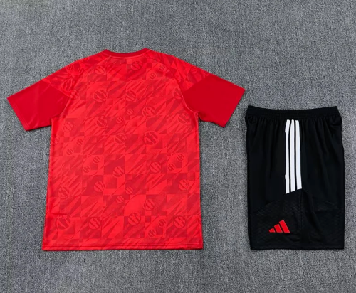 Adult Uniform 2026-2027 Liverpool Red Soccer Training Jersey and Shorts Football Kits