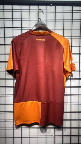 with Sponor Logo Fan Version 2026-2027 Galatasaray Home Soccer Jersey Football Shirt