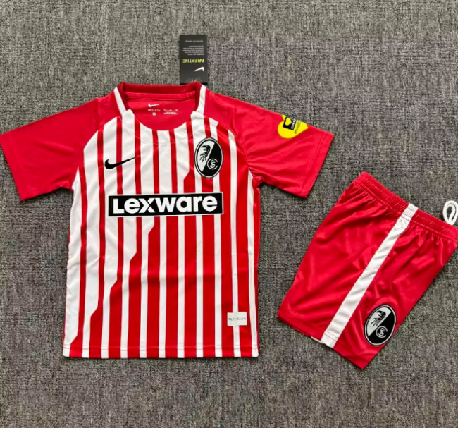 Youth Uniform Kids Kit 2026-2027 Celta SC Freiburg Home Soccer Jersey Shorts Child Football Set