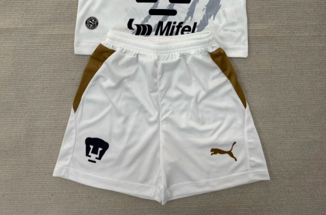 Fan Version 2026-2027 Pumas Away Soccer Shorts Football Shorts