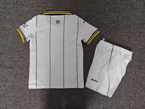 Youth Uniform Kids Kit 2026-2027 Wolverhampton Wanderers Away White Soccer Jersey Shorts Wolves Child Wolves Football Set