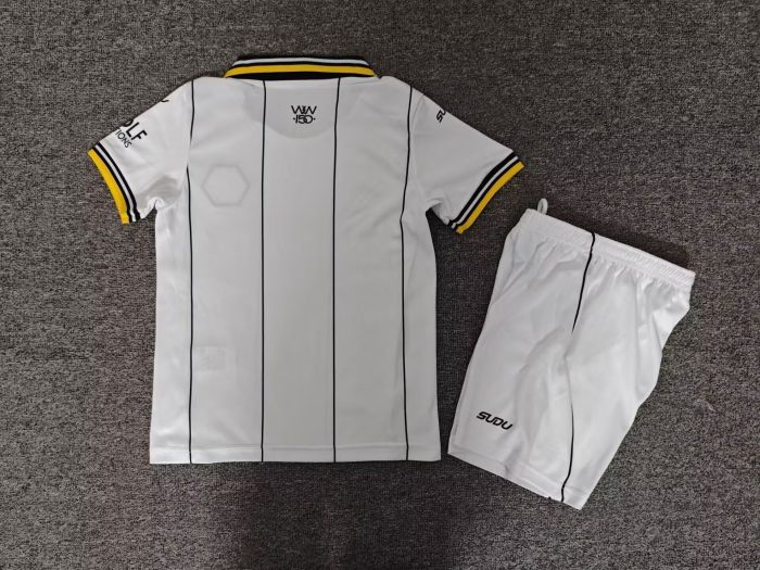 Youth Uniform Kids Kit 2026-2027 Wolverhampton Wanderers Away White Soccer Jersey Shorts Wolves Child Wolves Football Set