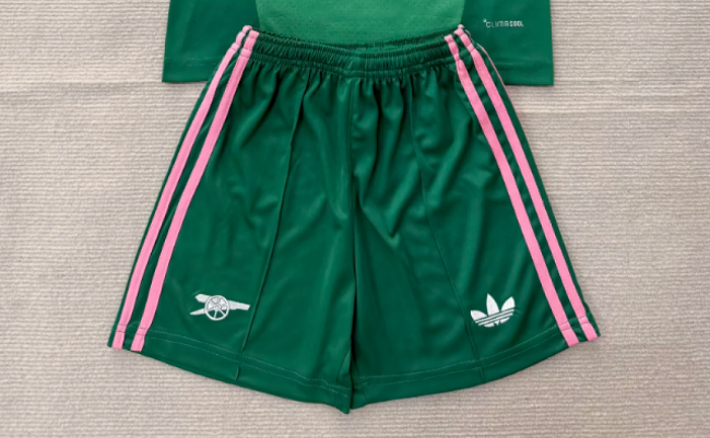 Fan Version 2026-2027 Arsenal Green Goalkeeper Soccer Shorts Football Shorts