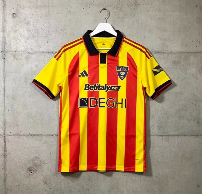 Fan Version 2026-2027 Lecce Home Soccer Jersey Football Shirt