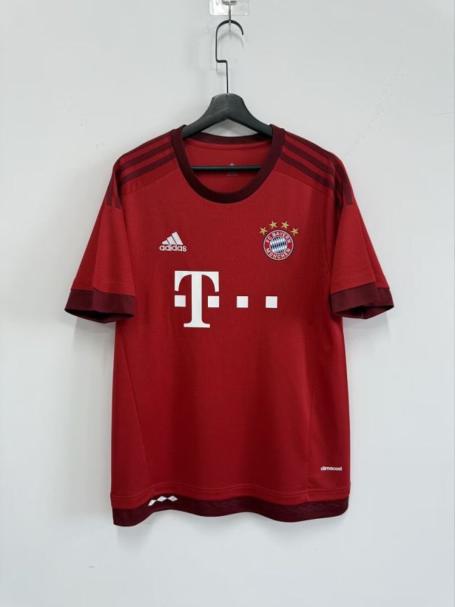 Retro Jersey 2015-2016 Bayern Munich Home Soccer Jersey Vintage Bayern Munchen Football Shirt