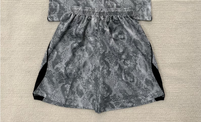 Fan Version 2026-2027 Barcelona Grey Goalkeeper Soccer Shorts Football Shorts
