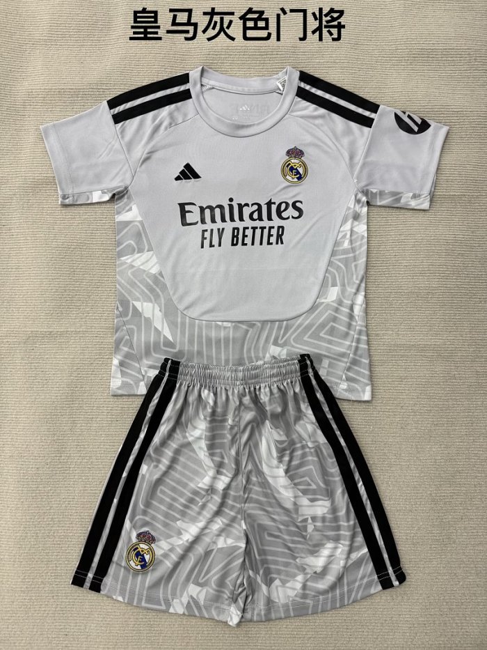 Youth Uniform Kids Kit 2026-2027 Real Madrid Grey Goalkeeper Soccer Jersey Shorts Child Football Set
