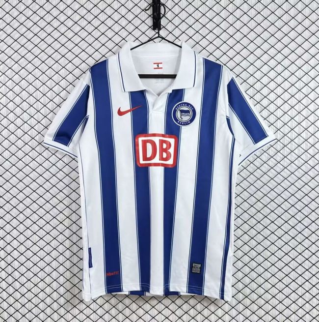 Retro Jersey 2009-2010 Hertha Berliner Home Soccer Jersey Vintage Football Shirt
