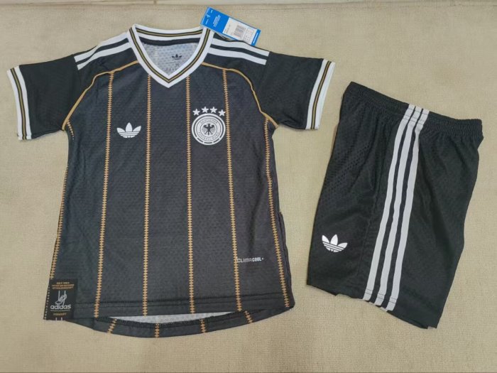 Player Version Youth Uniform Kids Kit 2026 Germany Third Away Black Soccer Jersey Shorts Child Football Set