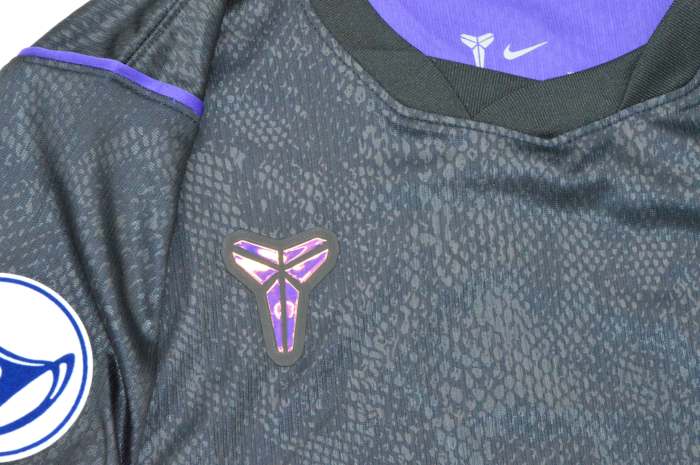 with Women UCL Patch Barca Camisetas de Futbol Fans Version 2026-2027 Barcelona Away Purple Soccer Jersey