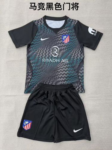 Youth Uniform Kids Kit 2026-2027 Atletico Madrid Black Goalkeeper Soccer Jersey Shorts Child Football Set