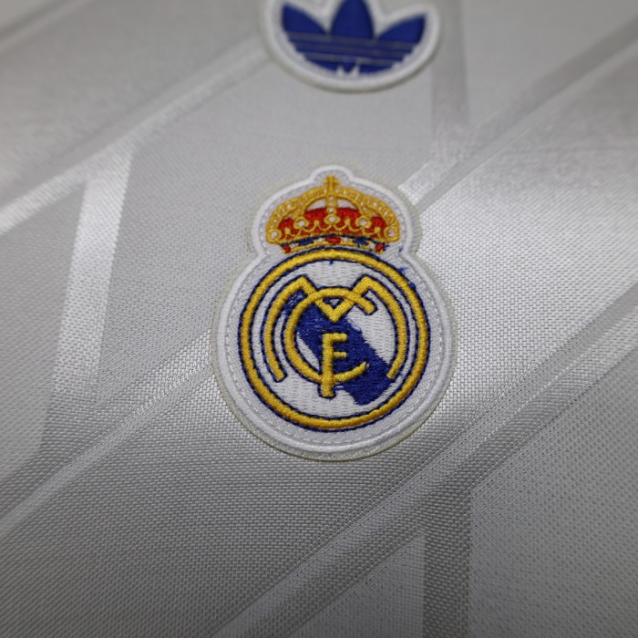 Player Version 2026-2027 Real Madrid White Retro Model Soccer Jersey Real Football Shirt